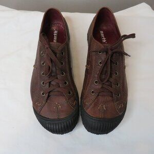 Earth Leather Low Casual Sandstone Nolita Shoes